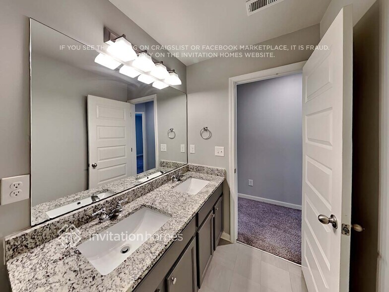 Building Photo - 2036 Theberton Trail