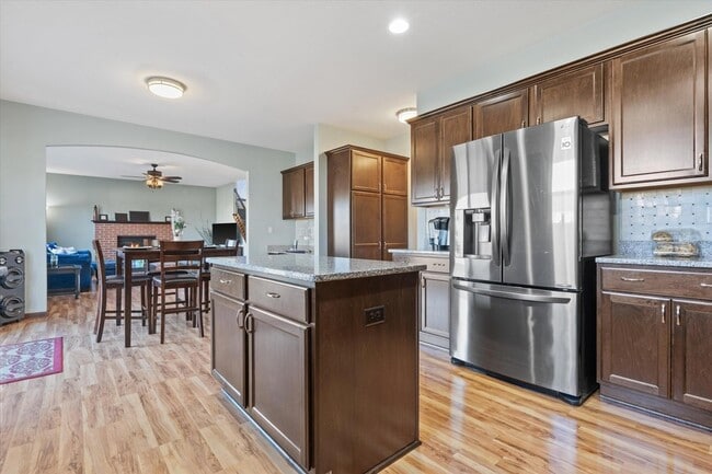 Building Photo - N42W22770 Beacon Ct