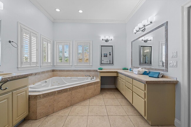 Building Photo - 322 Wahoo Rd