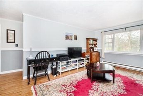 Building Photo - 126 Parker St