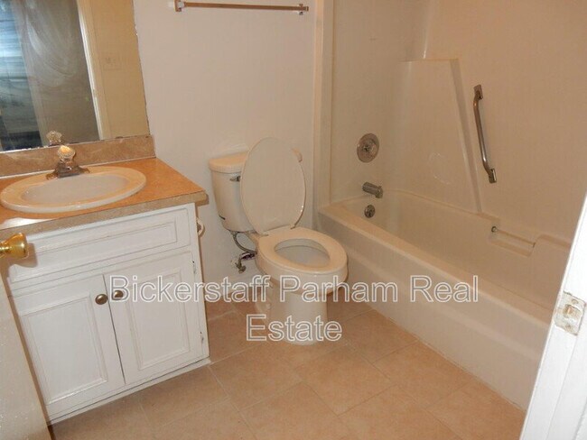 Building Photo - 6734 Dorsey Dr