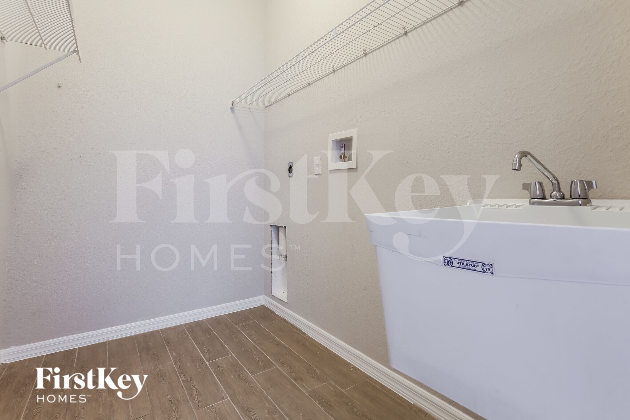 Building Photo - 4390 La France Ave