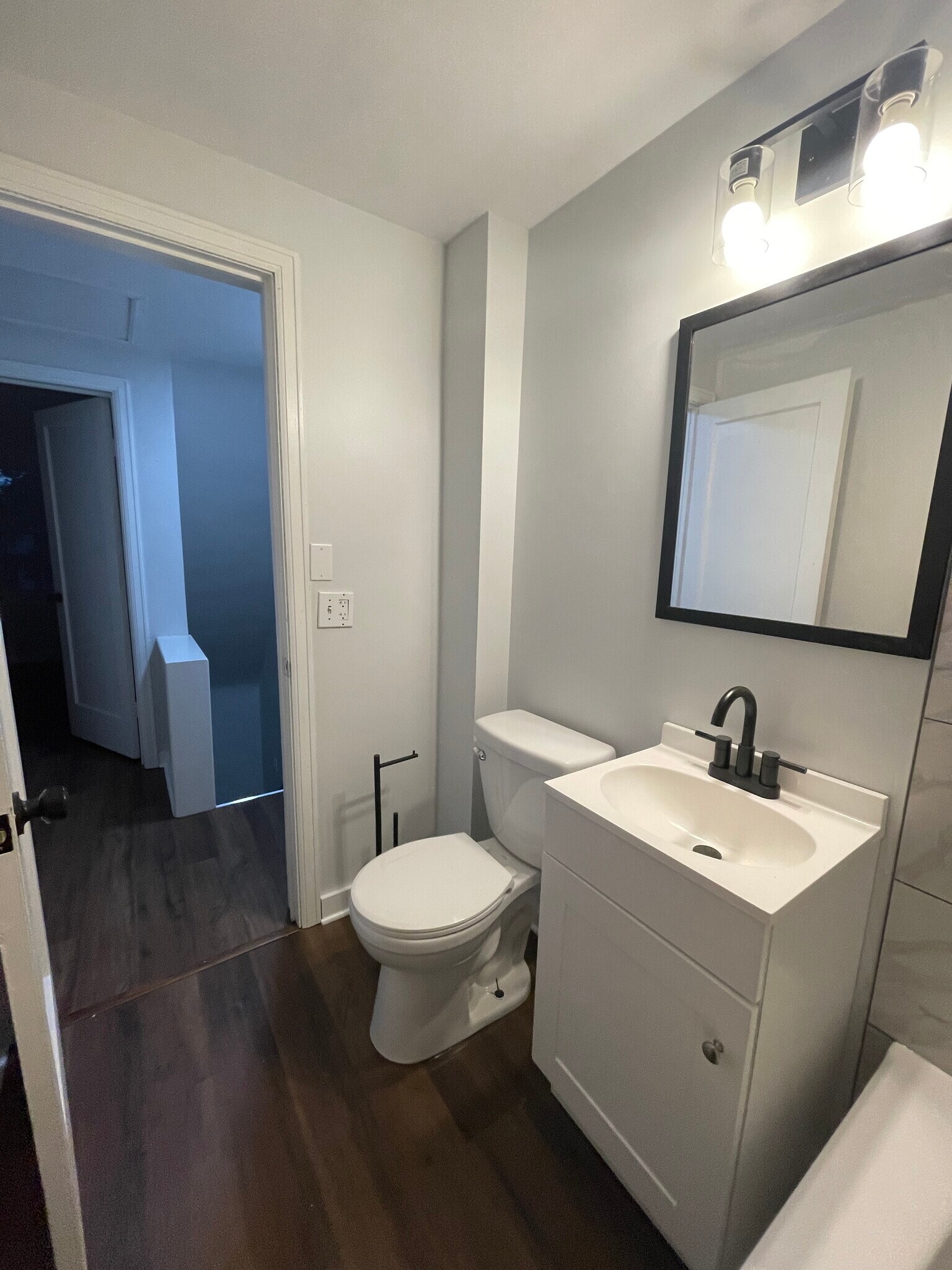 Building Photo - 101 Montfort Dr