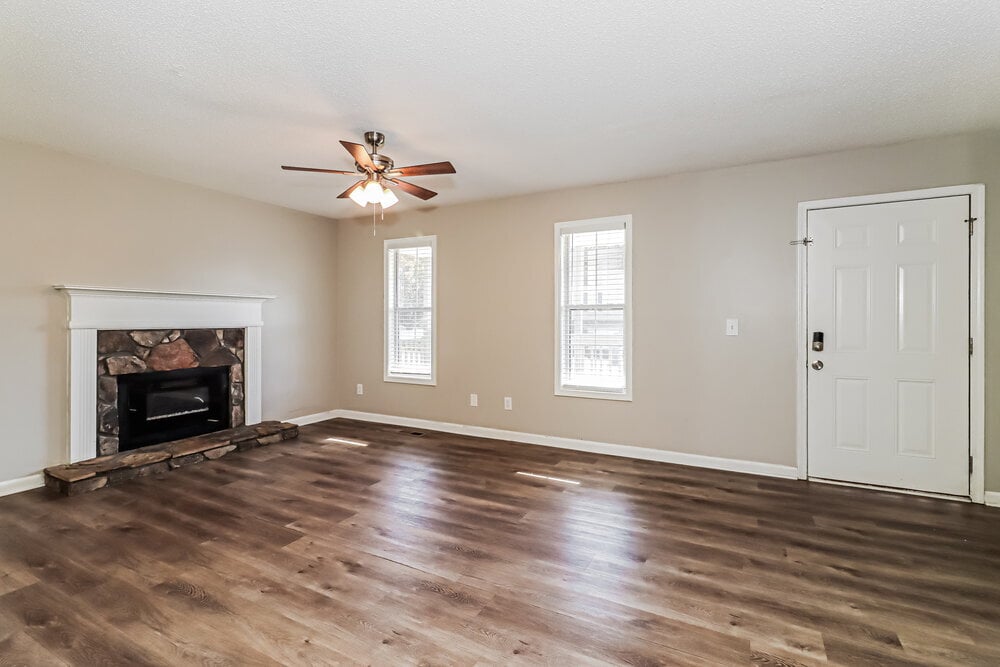 Building Photo - 428 Ivy Crest Dr