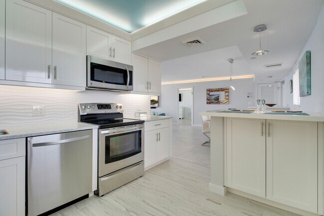 Building Photo - 100 Ocean Trail Way
