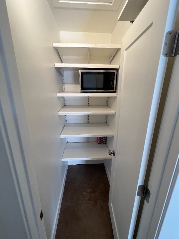 Building Photo - 6438 E Sheridan St