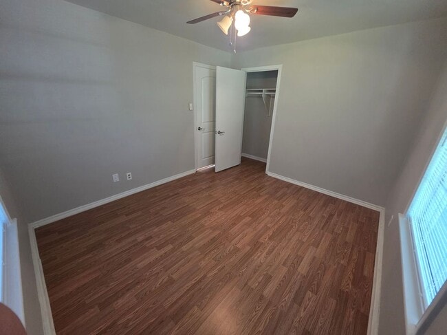 Building Photo - 1312 Miles St