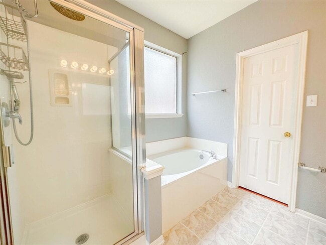 Building Photo - 14627 Cypress Cottage Ct