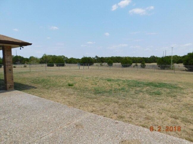 Building Photo - 2315 U.S. Hwy 190