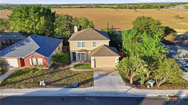 Building Photo - 821 Benning St