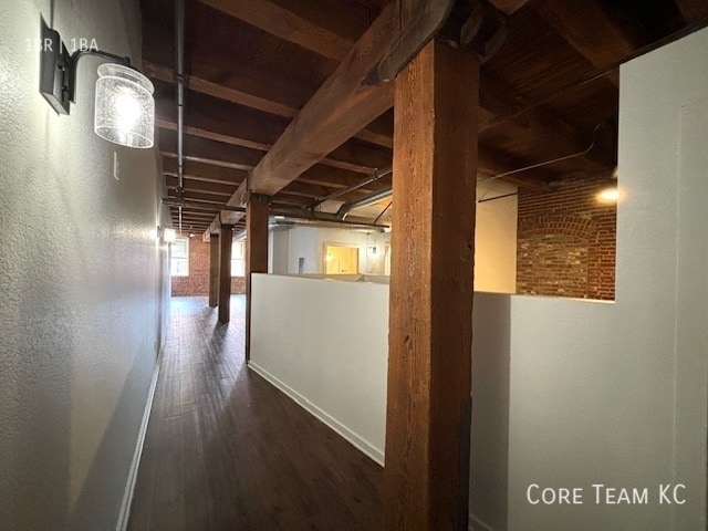 Building Photo - 204 Walnut St