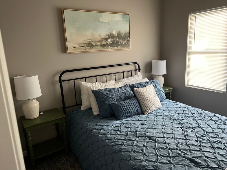 Building Photo - 1745 Garfield St