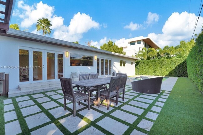 Building Photo - 397 Harbor Ct