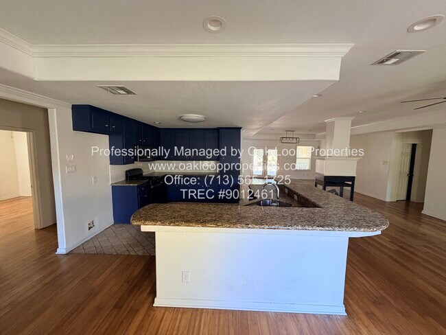 Building Photo - 12514 Safeguard St