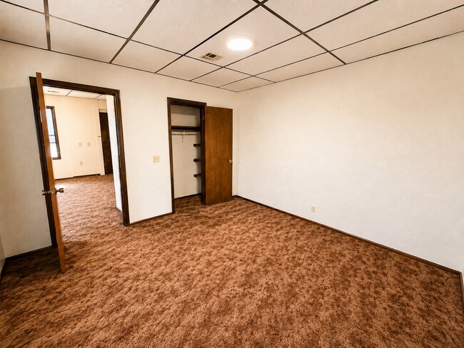 Building Photo - 501 N Main St