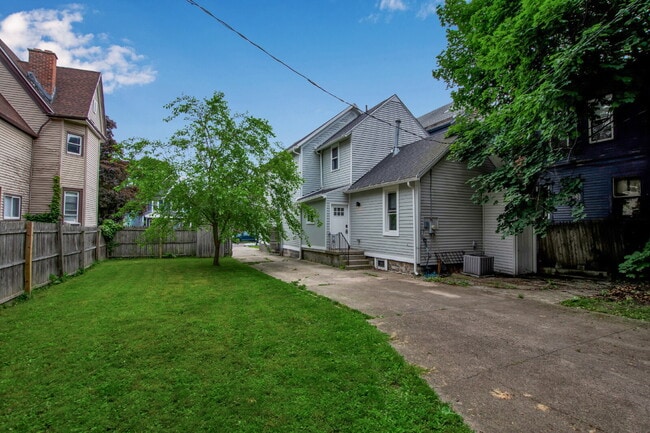 Building Photo - Furnished 4-Bedroom Single-Family Home on Buffalo’s West Side