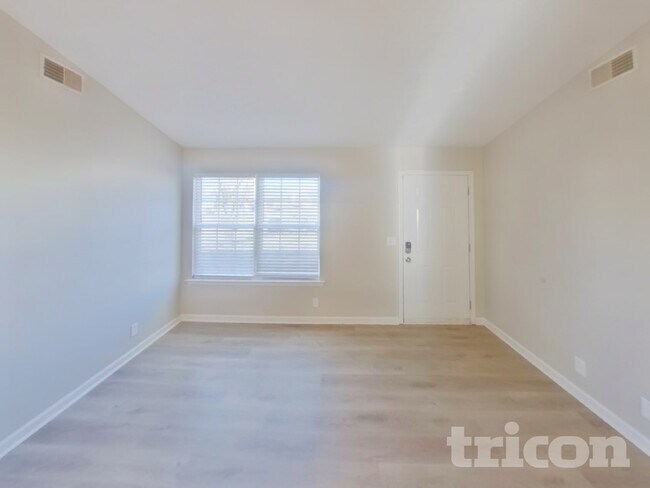 Building Photo - 1110 Nahanee Ct