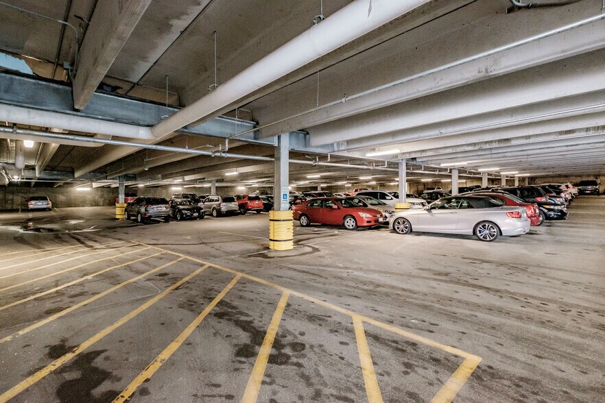 Building Photo - 25 High St