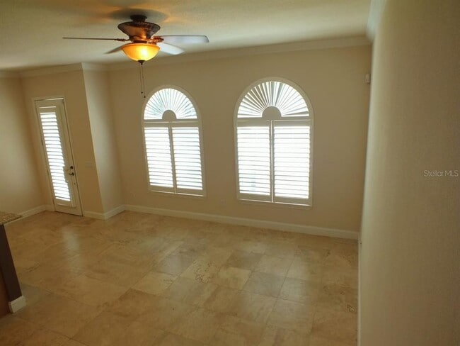 Building Photo - 616 2nd St N