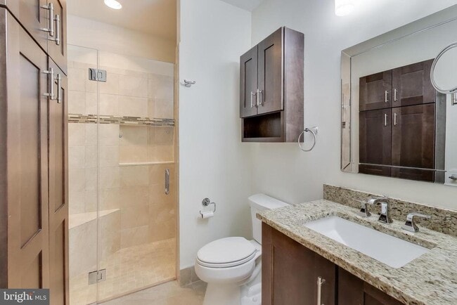 Building Photo - 343 Cedar St NW