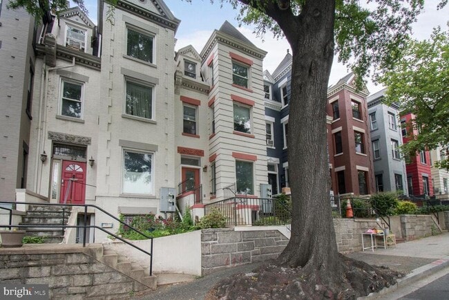 Building Photo - 24 Rhode Island Ave NE