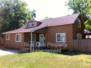 Building Photo - 1305 Chestnut St