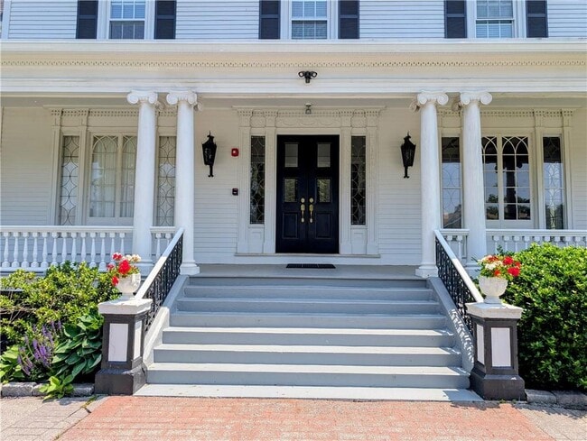 Building Photo - 412 Bellevue Ave