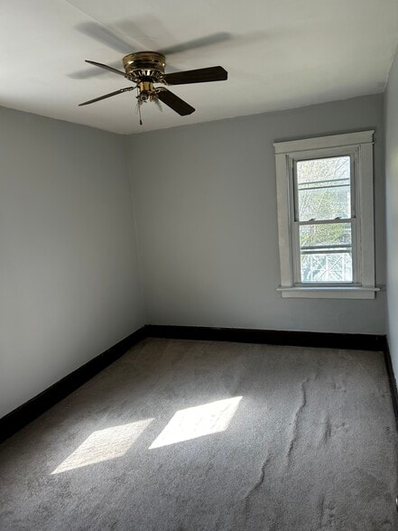 Building Photo - 314 East Ave