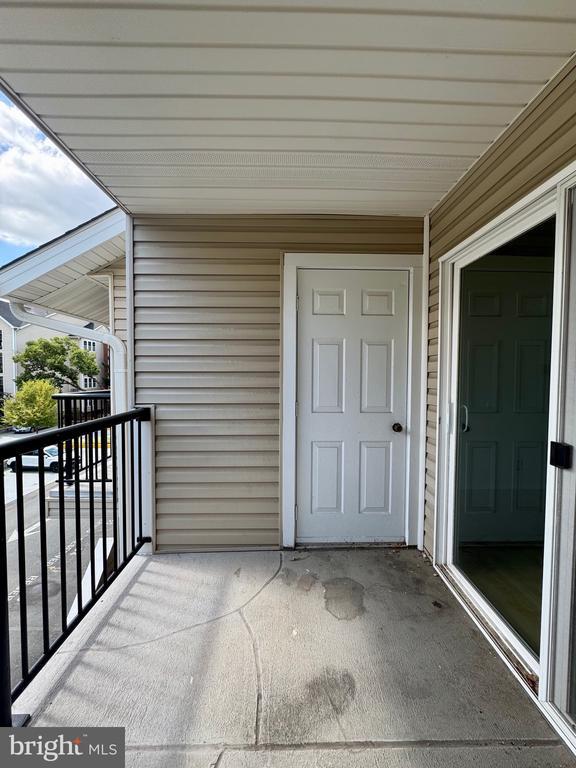 Building Photo - 3306 Wyndham Cir