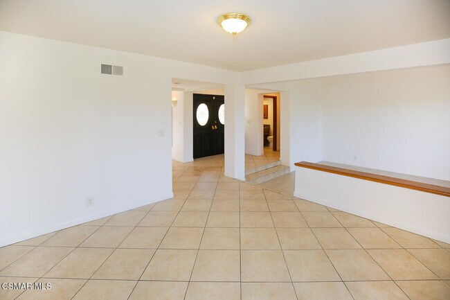 Building Photo - 4554 Rayburn St