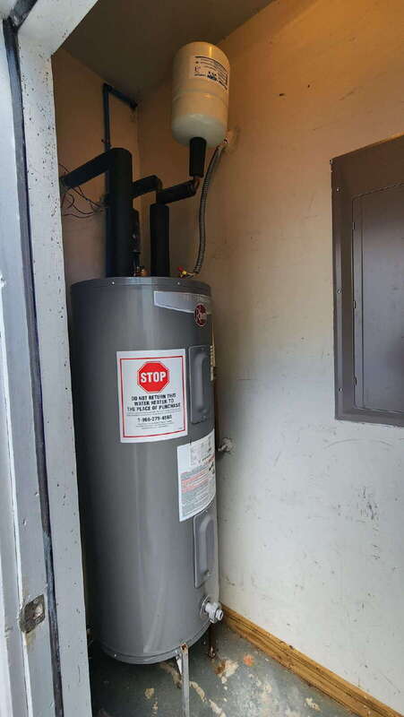 Building Photo - 385 Brookview Dr