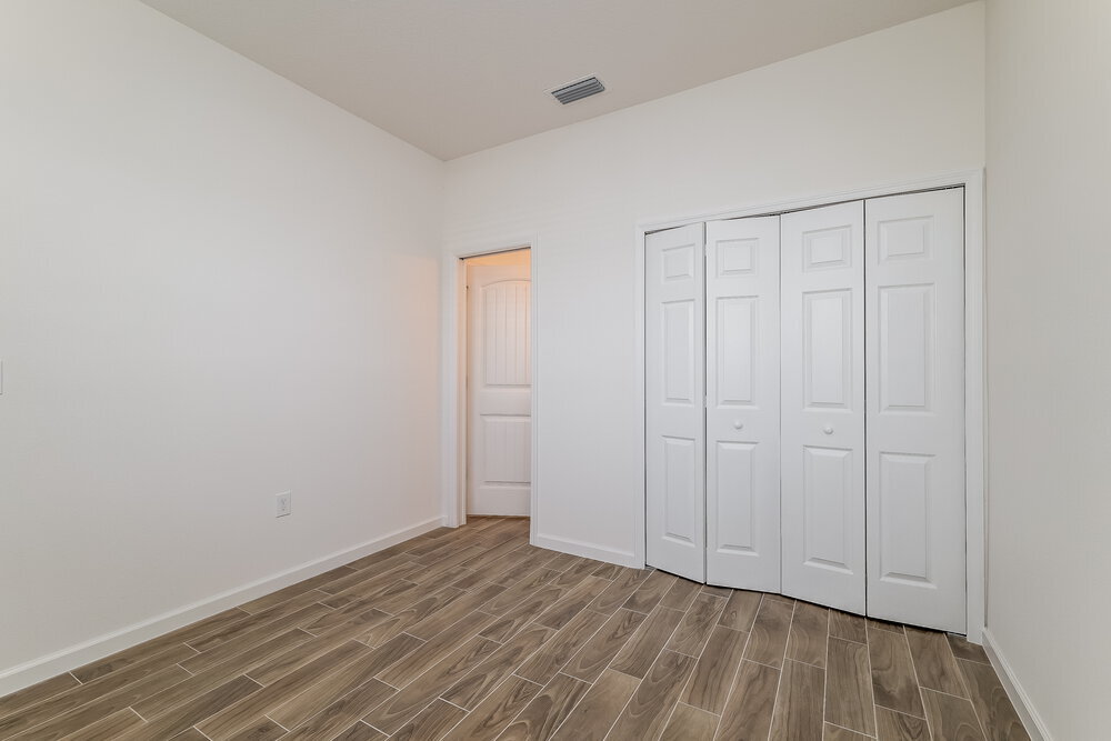 Building Photo - 451 Martigues Dr