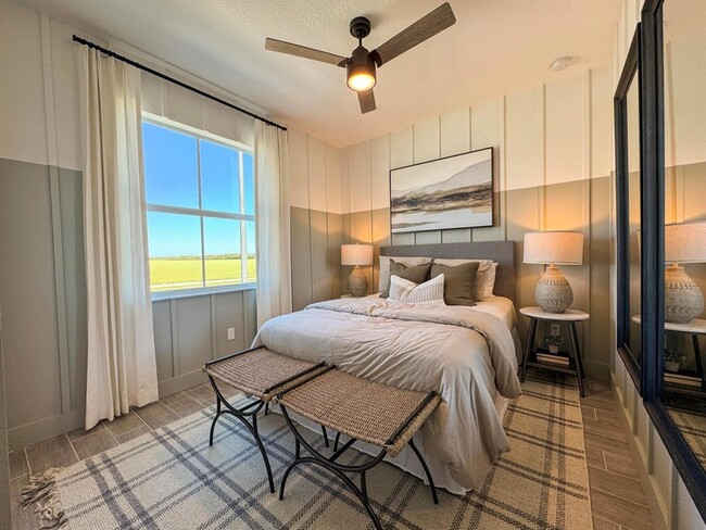 Building Photo - 3569 Hilton Dr