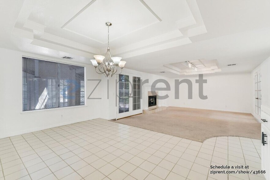 Building Photo - 3052 Carlotta Cir
