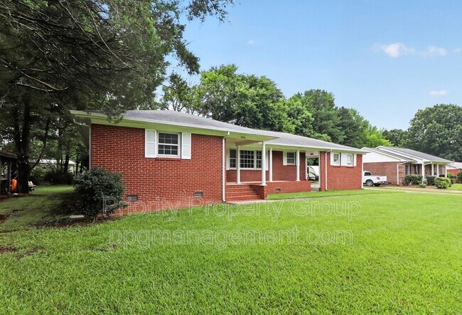Building Photo - 3916 Piney Grove Rd
