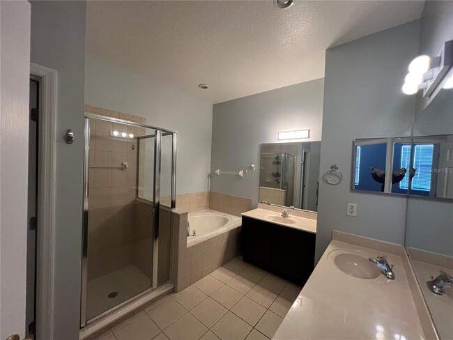 Building Photo - 10073 Savannah Bluff Ln