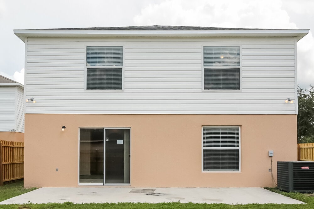 Building Photo - 10402 Opus Dr