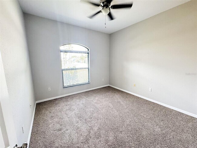 Building Photo - 346 Sterling Dr