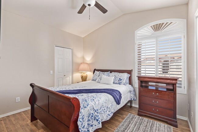 Building Photo - Inviting Home in Gated 55 Plus Community!!