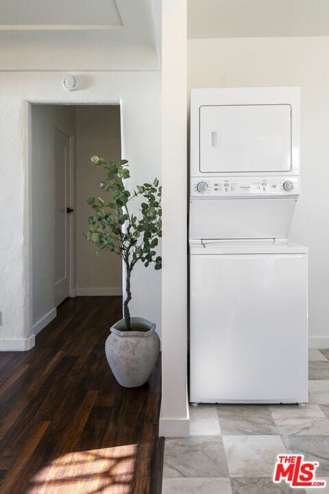 Building Photo - 7853 Brighton Ave