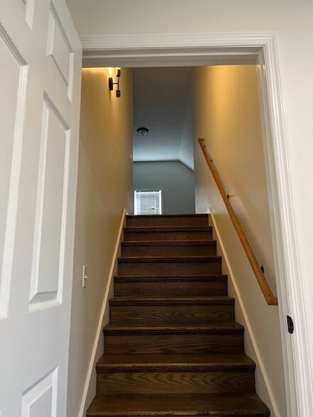 Building Photo - 3544 Dorothy Dr