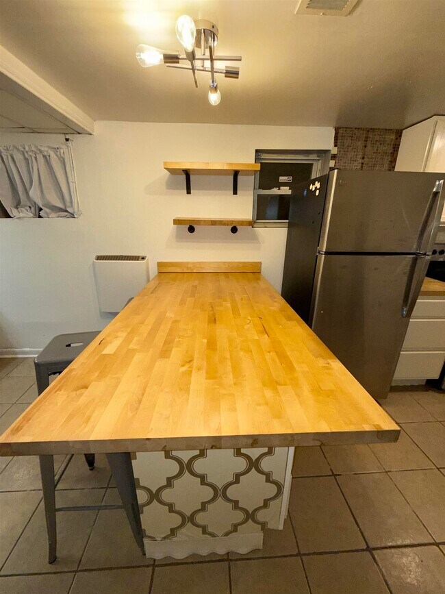 Building Photo - 30 Danforth Ave