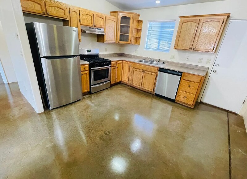 Building Photo - 1188 N Riverview Blvd