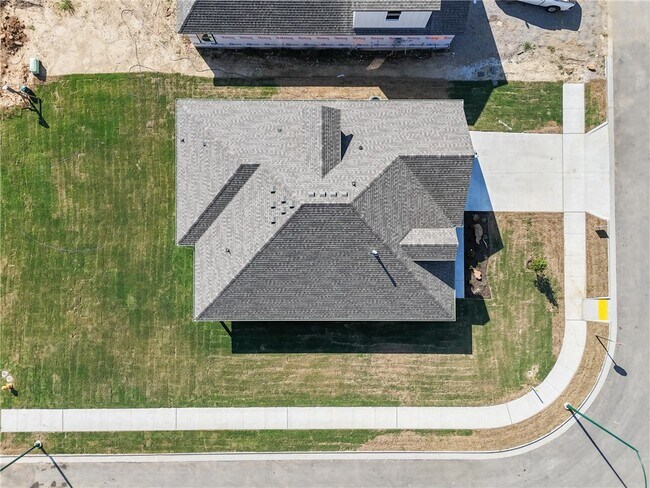 Building Photo - 2309 N Presley St