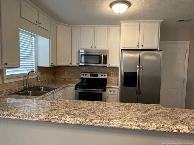 Building Photo - 6413 Worthington Dr