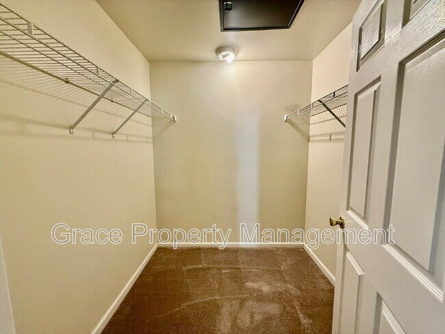 Building Photo - 1146 Opal St