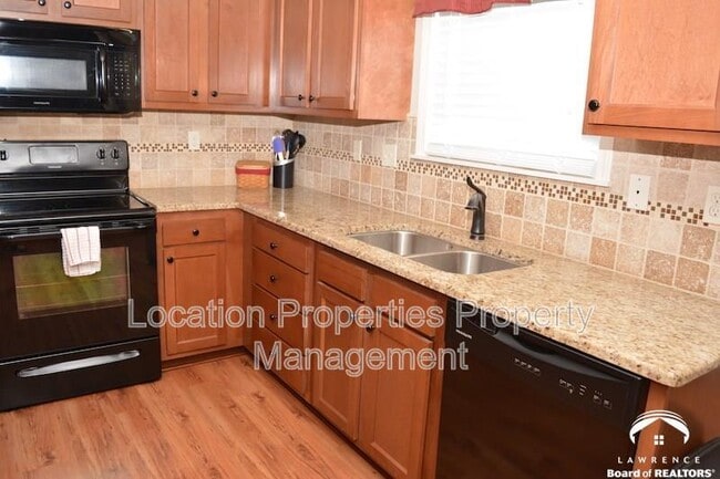 Building Photo - 3413 Chance Ln