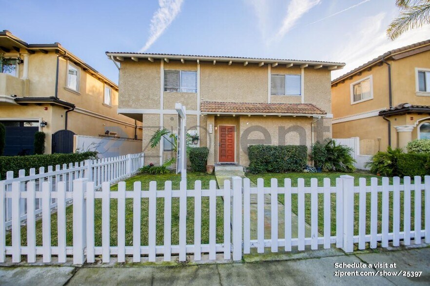 Building Photo - 2312 Ruhland Ave