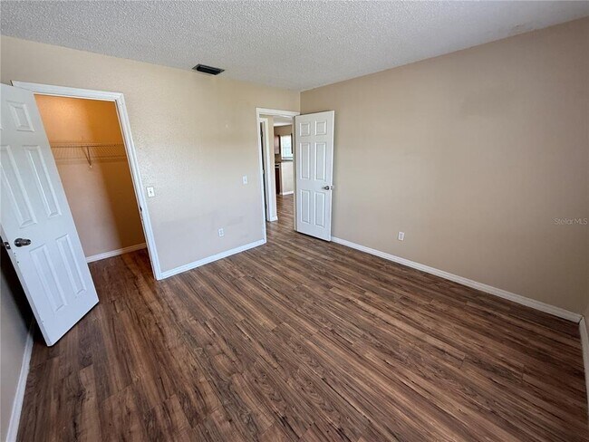 Building Photo - 11089 Pendleton Ave