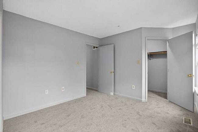 Building Photo - 46091 Maria Way